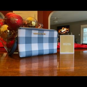 Michael Kors Wristlet blue plaid. NWT. 2 zipper pockets.